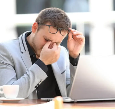 Computerbril vs. Blauwe Licht Bril: Welke is Beter? - AmaraPure